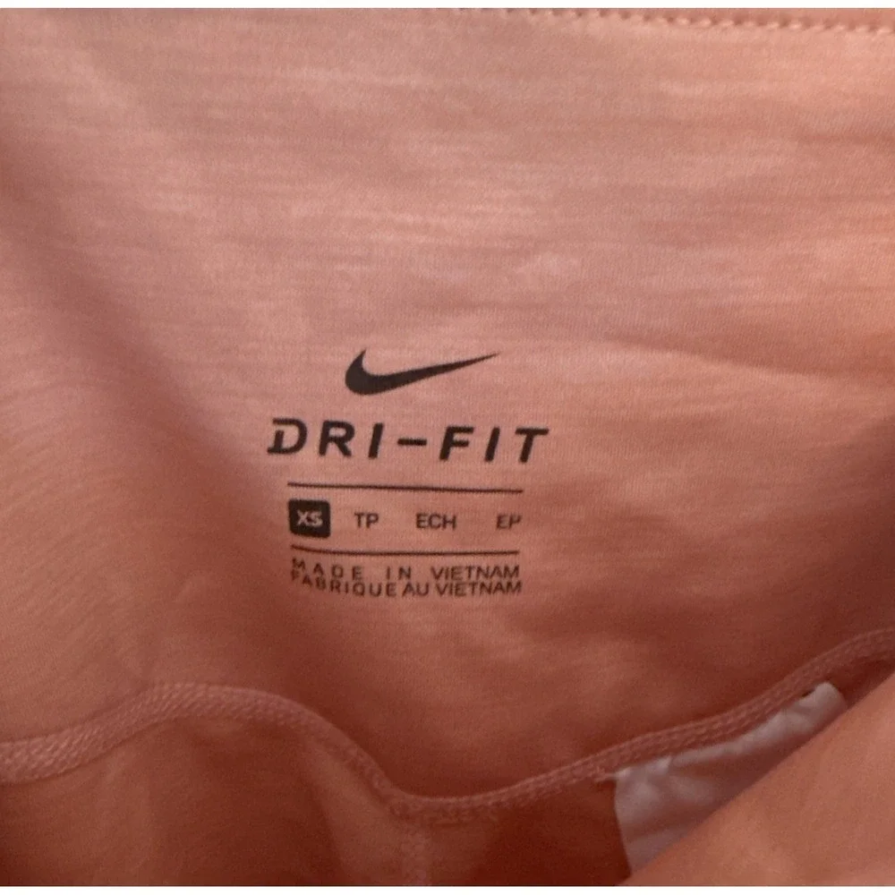 Nike Dri-Fit Women's‎ Orange Peach Workout Gym Cropped Leggings Size XS Running